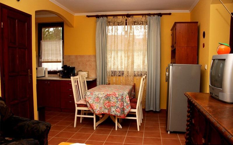 Cserkei Nyaralo Cserkeszőlő Habitación foto